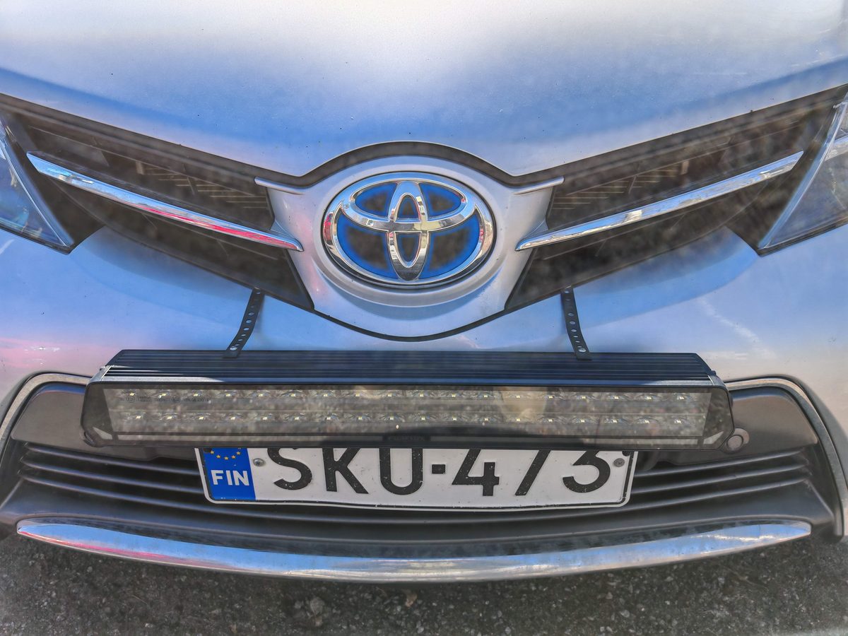 Front grille and LED bar